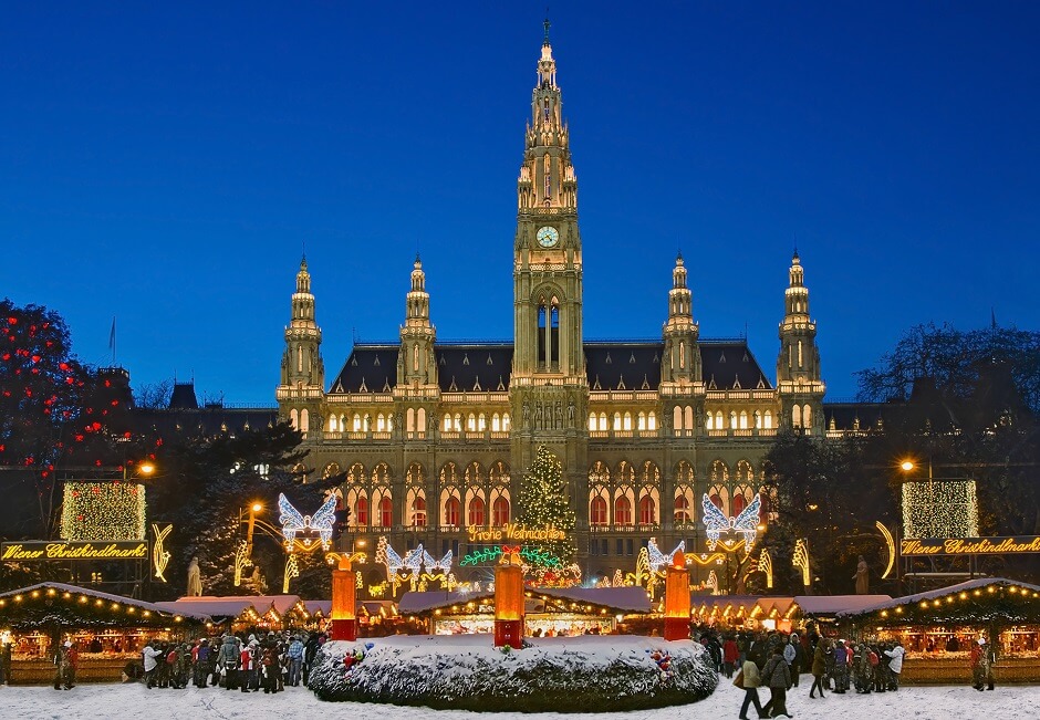 Virtual Tour of The Christmas Market, Vienna, Austria